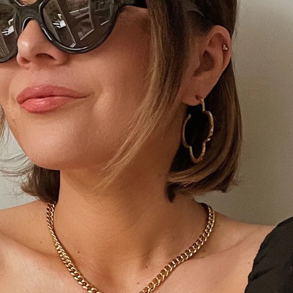 Clover earrings hoop earrings gold earrings - Picture 4 of 8